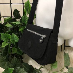 Kipling crossbody purse